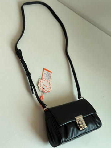 Follie Follie Pleated Shoulder Bag