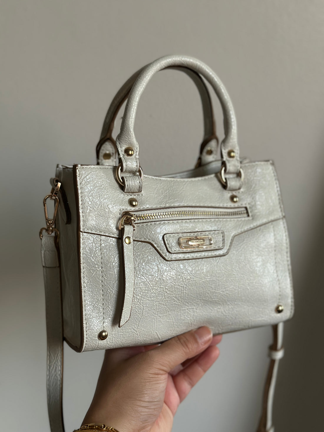 Small Structured Handbag with Front Zipper – Metallic Beige