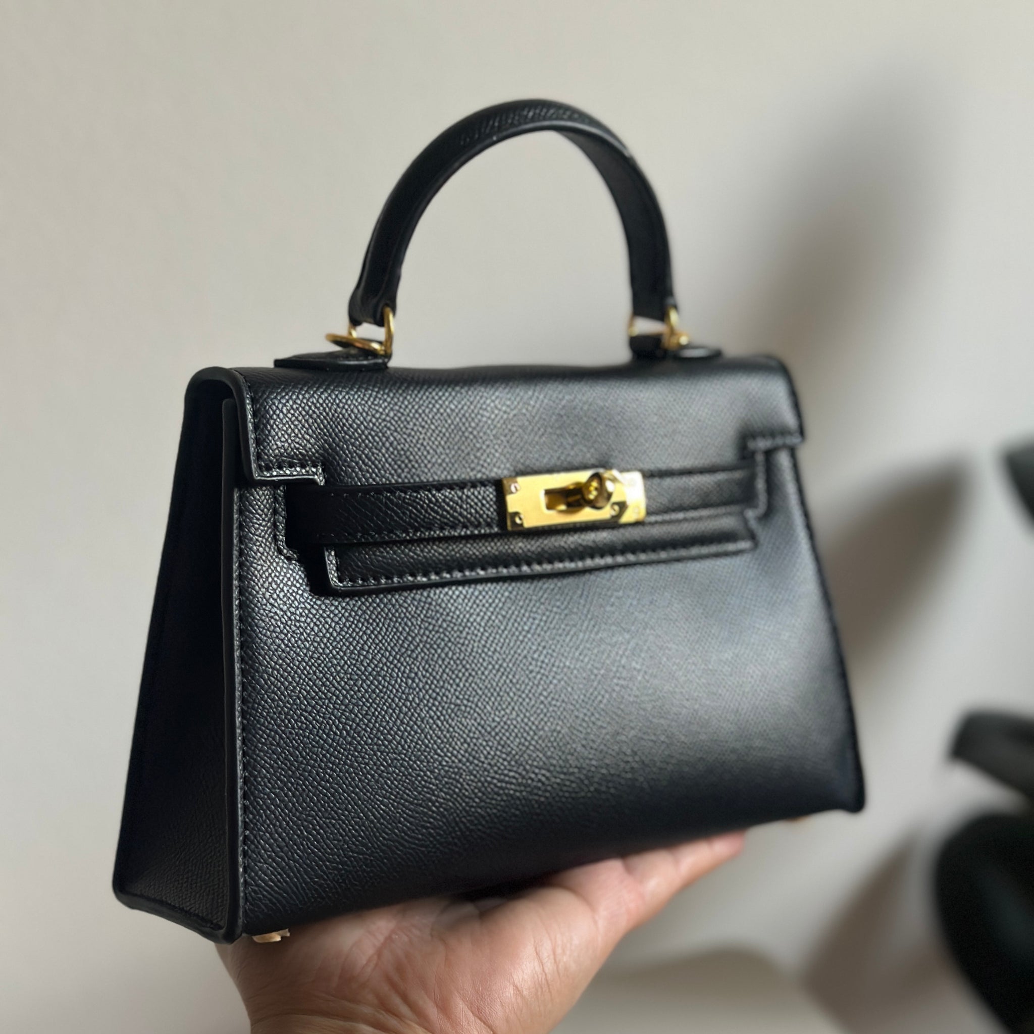 Elegant Structured Top-Handle Bag with Dual Straps
